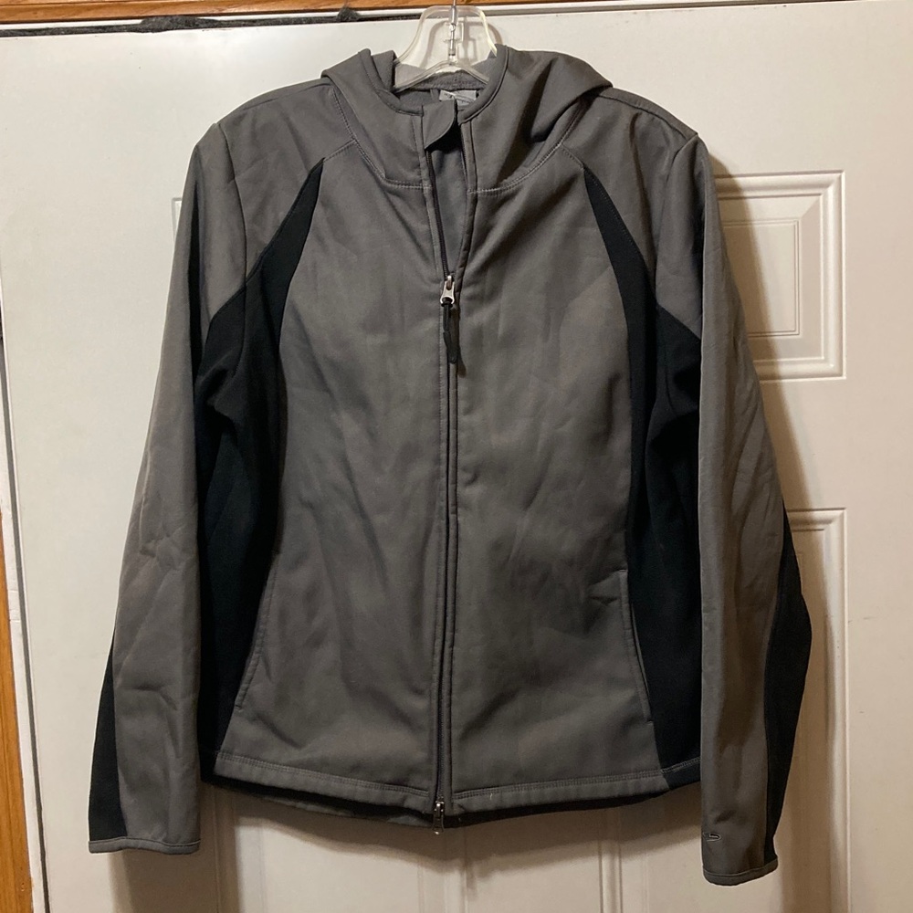 Gray and Black Hooded Jacket L‎